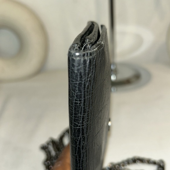 Gucci Black Long Leather wallet Authentic with chain - Picture 7 of 13